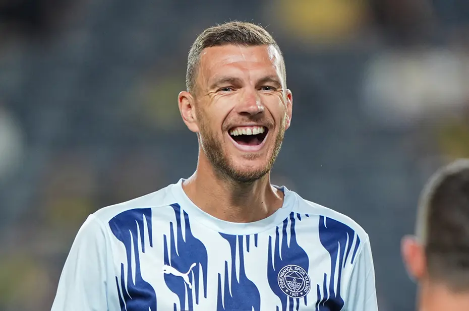 Büyük sürpriz: Fenerbahçe'den ayrılan Edin Dzeko'nun görüştüğü takım ortaya çıktı - 4