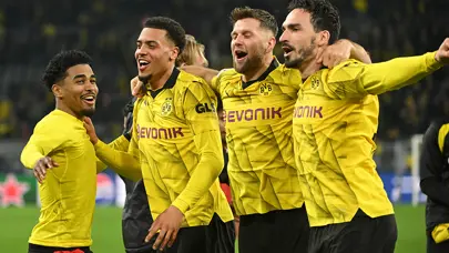 Borussia Dortmund'dan stadyumun 50. yılına özel forma