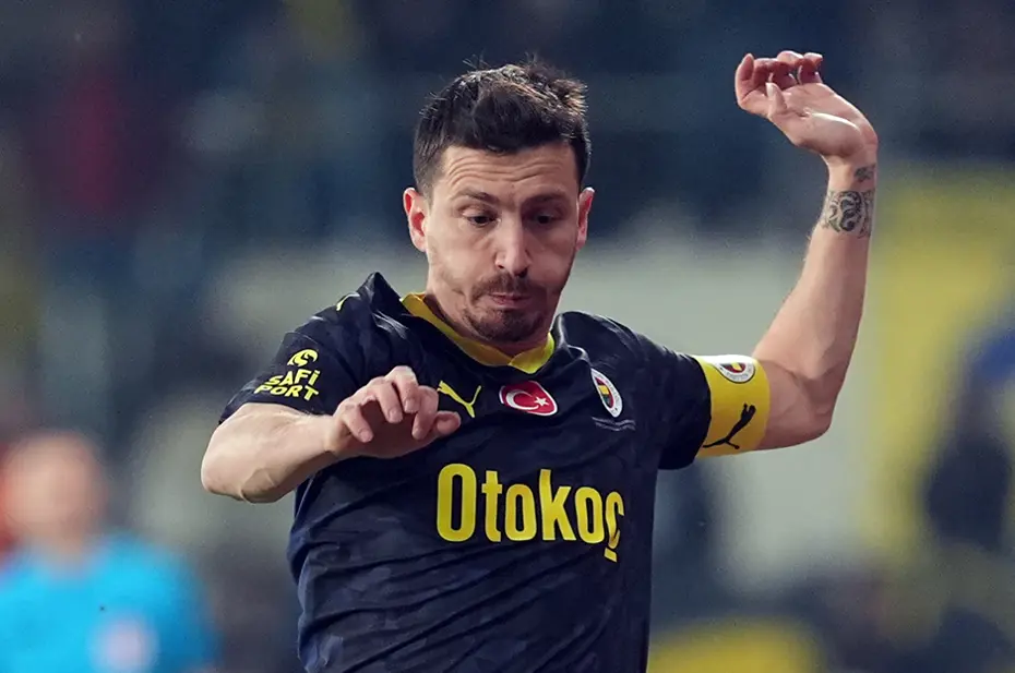 Mert Hakan Yandaş ile Kazımcan Karataş arasında arbede: Ankaragücü-Fenerbahçe maçı sonrası gerilim - 5 Mert Hakan Yandaş ile Kazımcan Karataş arasında arbede: Ankaragücü-Fenerbahçe maçı sonrası gerilim - 5