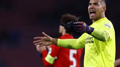 Dünya devinin alamadığı kaleci Galatasaray'a: Gardi bizzat devrede