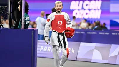 Ali Can Özcan'dan Paralimpik Oyunları'nda gümüş madalya