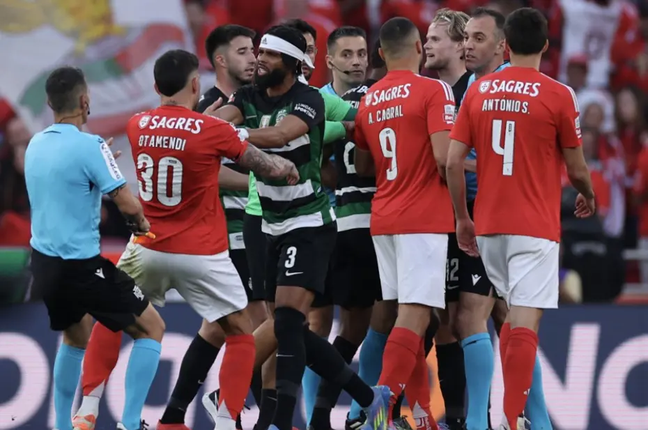 Final maçının ardından Benfica karıştı: Fatura Kerem Aktürkoğlu'na kesildi, istifa sinyali geldi - 3