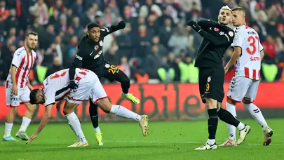 Icardi'nin pozisyonu penaltı mı? Trio ekibi yorumladı