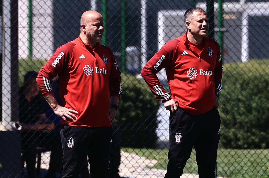 Beşiktaş yeni hocasıyla ilk idmanına çıktı