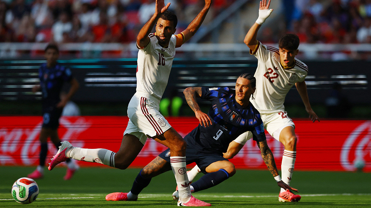 Beşiktaş'ın 'Kimi Alsak' Kurasında Kazanan Belli Oldu: Darwin Nunez!