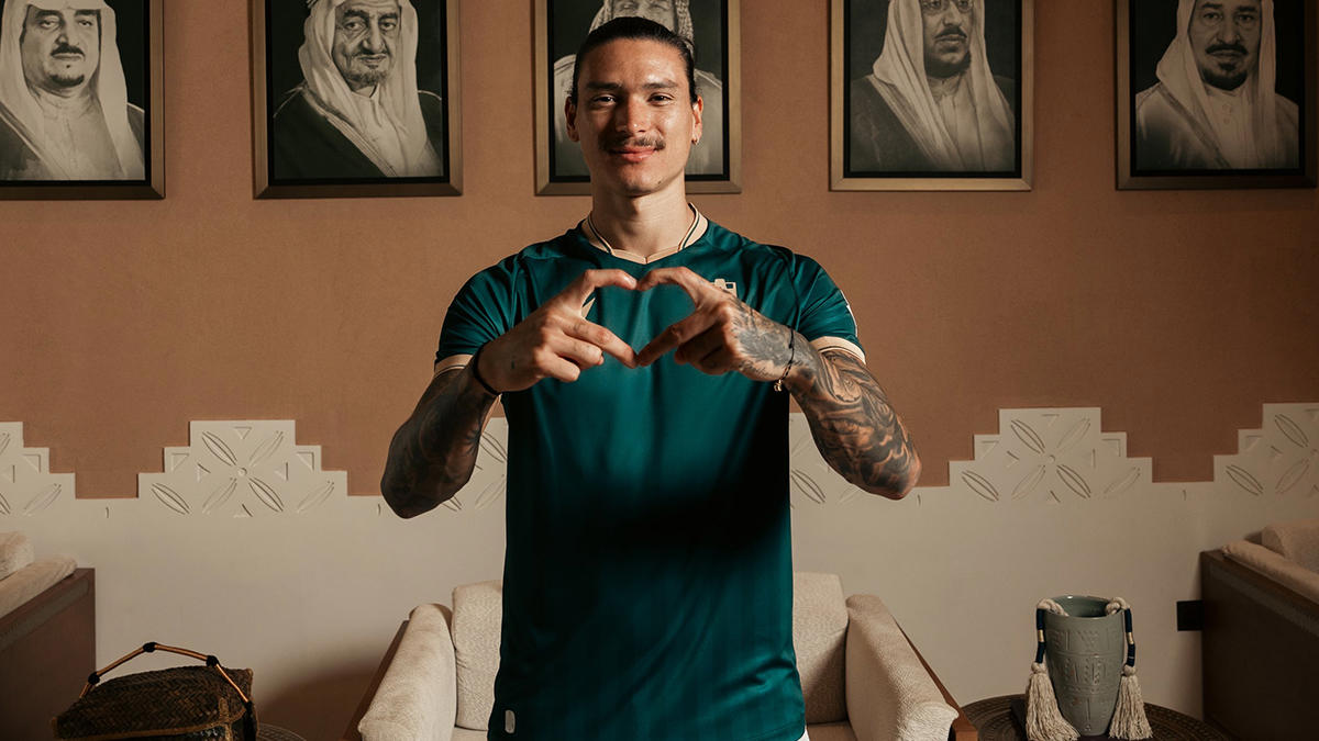 Trabzonspor'un istediği Darwin Nunez'in transferi resmen duyuruldu