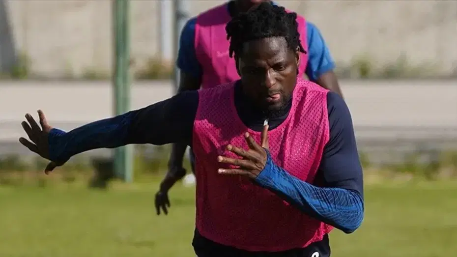 Hull City'den ayrılan David Akintola, Beşiktaş'ın rakibine transfer oldu - 3