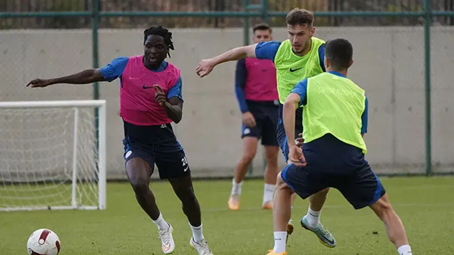 Hull City'den ayrılan David Akintola, Beşiktaş'ın rakibine transfer oldu - 2