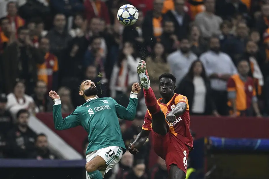 Tümer Metin'den Liverpool maçı sonrası Davinson Sanchez için geceye damga vuran iddia - 4