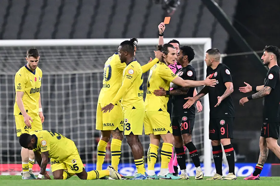 Fenerbahçe'nin Süper Lig'de 2023-2024 sezonu fikstürü, derbi maçları ve detaylar - 22