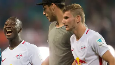 Wolfsburg'dan bir kaleci transferi daha Wolfsburg'dan bir kaleci transferi daha