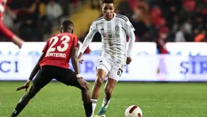 Gedson Fernandes: "Taraftarımız bunu hak etmiyor" Gedson Fernandes: "Taraftarımız bunu hak etmiyor"