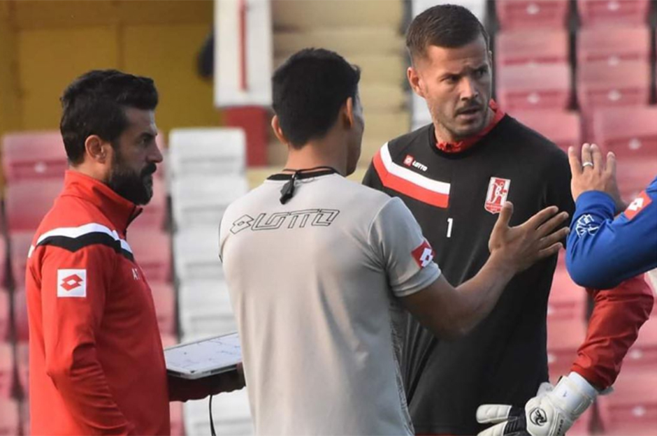 Hırvat kaleci isyan etti: "Bir gün Balıkesirspor'un başkanı olacağım"