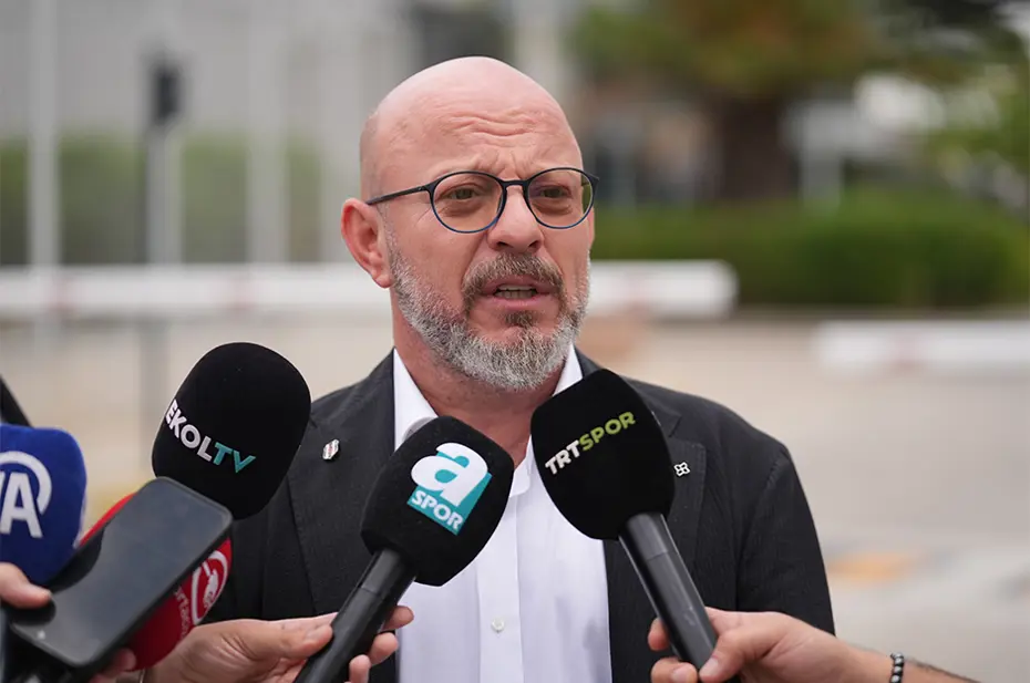 Oğluna attığı tokat seçimlere damga vurmuştu: Mete Vardar'dan açıklama geldi - 2 Oğluna attığı tokat seçimlere damga vurmuştu: Mete Vardar'dan açıklama geldi - 2