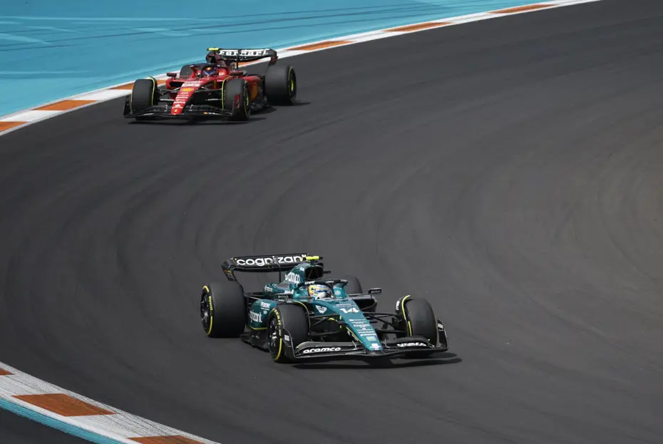 Formula 1 Miami GP'de kazanan Verstappen; kazanan Red Bull - 9
