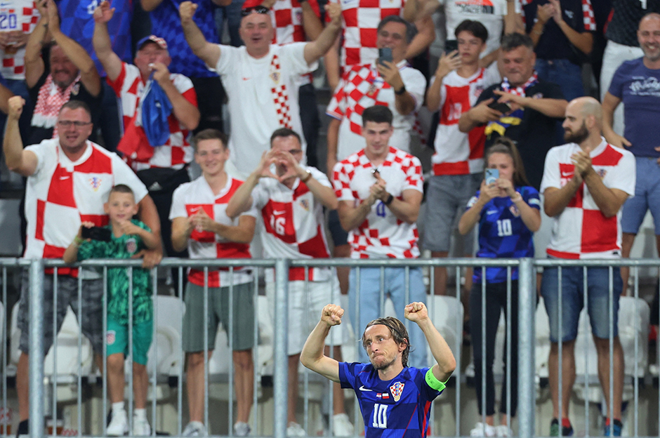 Hırvatistan tek golle 3 puanı aldı