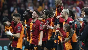 "Mucize adam tarih yazıyor" Spor yazarları Galatasaray için ne dedi? "Mucize adam tarih yazıyor" Spor yazarları Galatasaray için ne dedi?