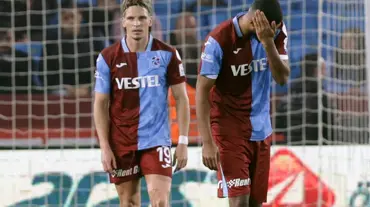 SON DAKİKA | Trabzonspor'da Larsen'in sözleşmesi feshedildi