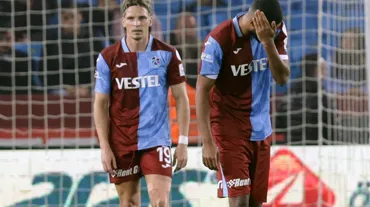 SON DAKİKA | Trabzonspor'da Larsen'in sözleşmesi feshedildi