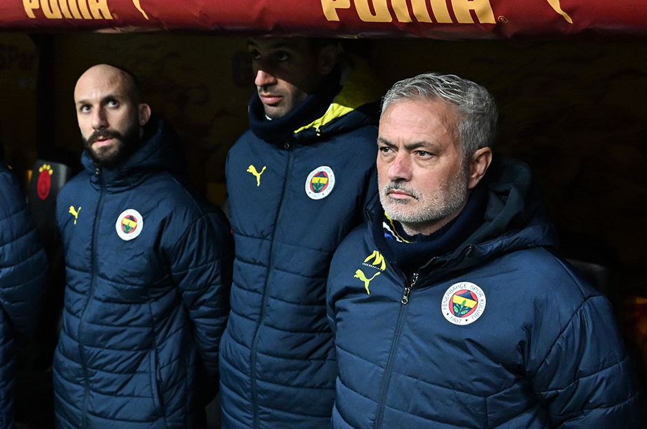Mourinho'ya verilen ceza sonrası Fenerbahçe cephesinden ilk açıklama