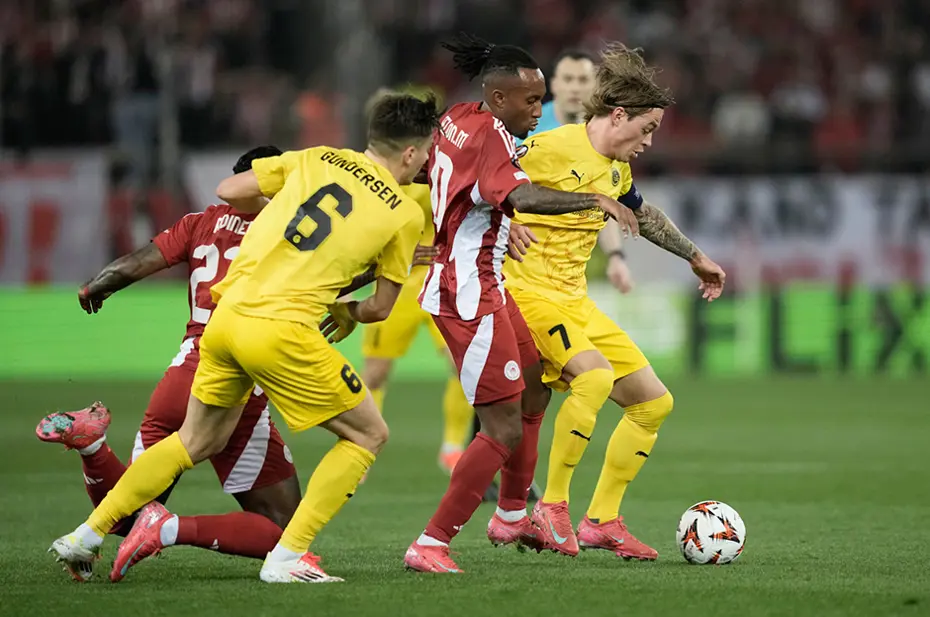 Serdal Adalı'nın "İstiyoruz" dediği futbolcu için Beşiktaş'ın ilk teklifi ortaya çıktı - 3 Serdal Adalı'nın "İstiyoruz" dediği futbolcu için Beşiktaş'ın ilk teklifi ortaya çıktı - 3