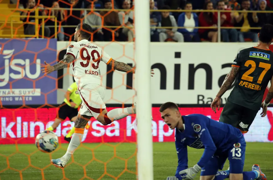 Galatasaray bu sezon Süper Lig'de bir ilk yaşadı - 5 Galatasaray bu sezon Süper Lig'de bir ilk yaşadı - 5