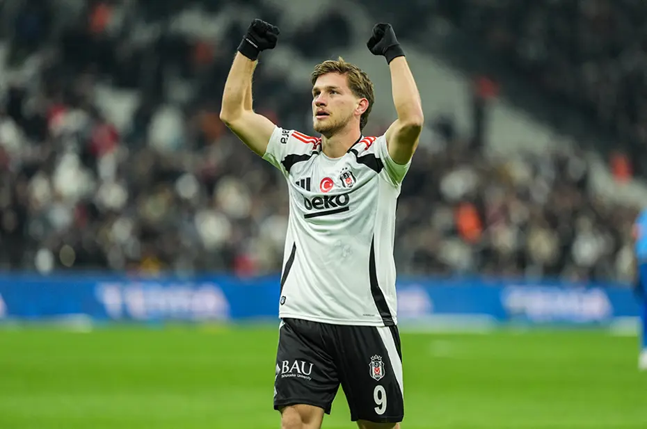 Beşiktaş'ta Semih Kılıçsoy için transfer görüşmesi - 3