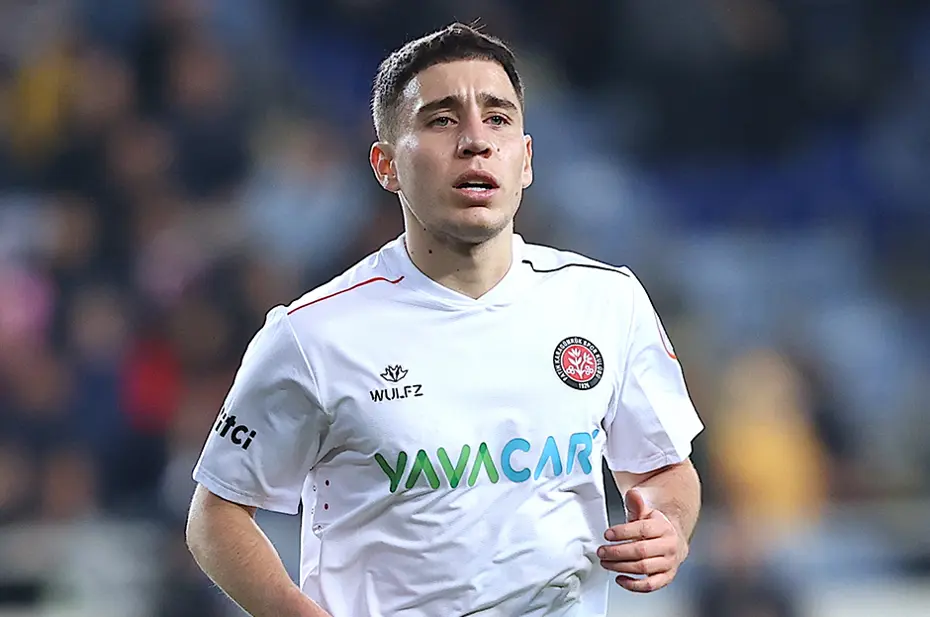 Fenerbahçeli Emre Mor sürpriz transfere imza atıyor - 3 Fenerbahçeli Emre Mor sürpriz transfere imza atıyor - 3
