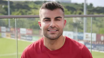 Frankfurt maçında yedek kalan Abdülkerim Bardakcı'dan Okan Buruk'a şok tavır