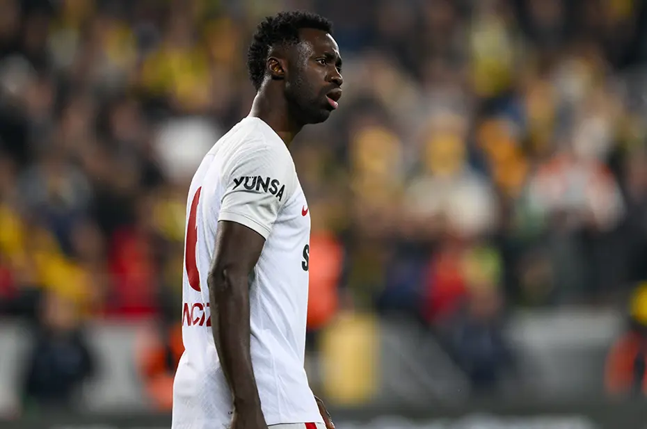 Okan Buruk, Sparta Prag maçının 11'ini belirledi - 9 Okan Buruk, Sparta Prag maçının 11'ini belirledi - 9