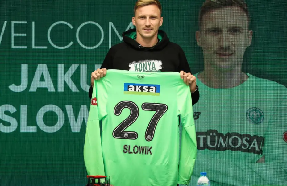 Süper Lig’e performanslarıyla damga vurdular: İşte, sezonun en başarılı file bekçileri - 3