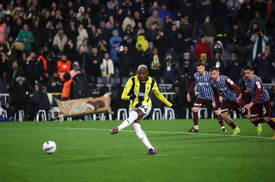 Suudi Arabistan'da Talisca çılgınlığı: "Trabzonspor'u hezimete uğrattı" - 10 Suudi Arabistan'da Talisca çılgınlığı: "Trabzonspor'u hezimete uğrattı" - 10