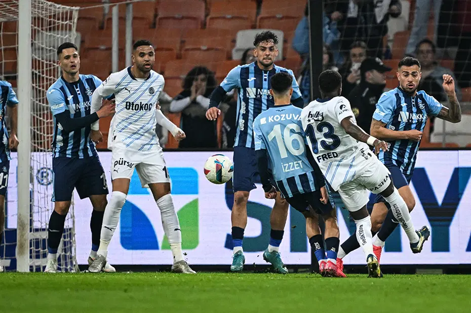 Trio ekibi noktayı koydu: Adana Demirspor - Fenerbahçe maçında kırmızı kart ve iptal edilen 2 golde kararlar doğru mu? - 3
