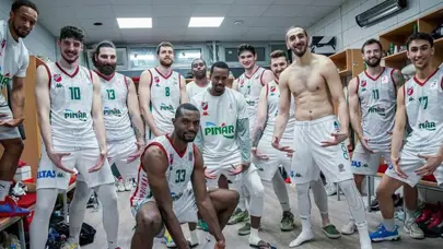 Pınar Karşıyaka finallere abone