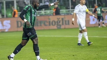 Altay'ı yenen Sakaryaspor, Süper Lig inadını sürdürdü