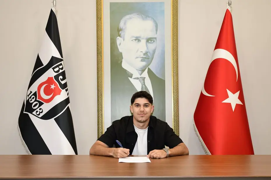 Beşiktaş'ta 4 imza resmen açıklandı - 4