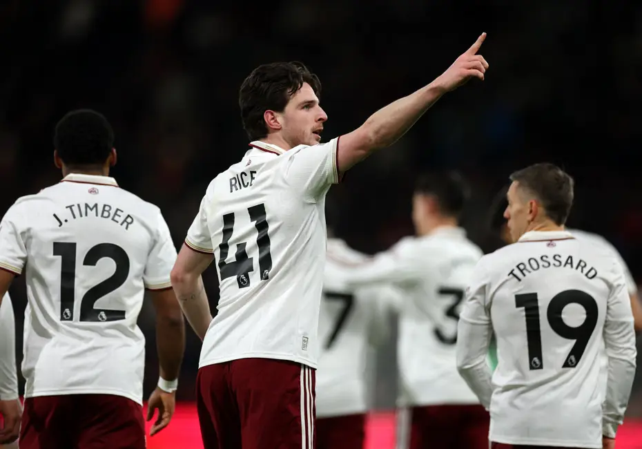 Arsenal'dan üst üste 5. galibiyet