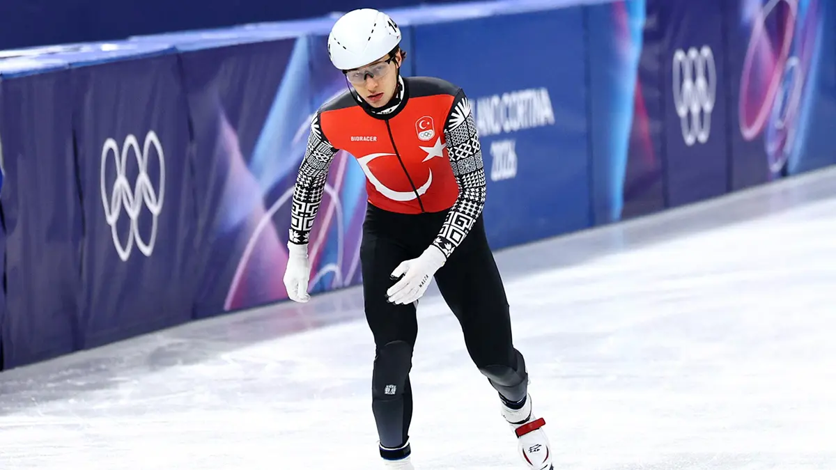 Denis Örs, kısa kulvar sürat pateni erkekler 500 metrede çeyrek finalde