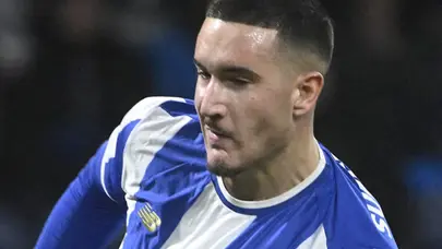 Galatasaray'dan son dakikada golcü operasyonu: 10 milyon euroluk teklif ortaya çıktı Galatasaray'dan son dakikada golcü operasyonu: 10 milyon euroluk teklif ortaya çıktı