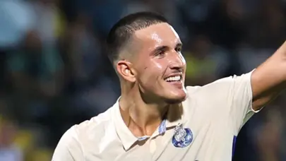 Deniz Gül, 1 yıl sonra yine aynı şeyi yaşadı: Farioli'den maç sonu açıklama geldi