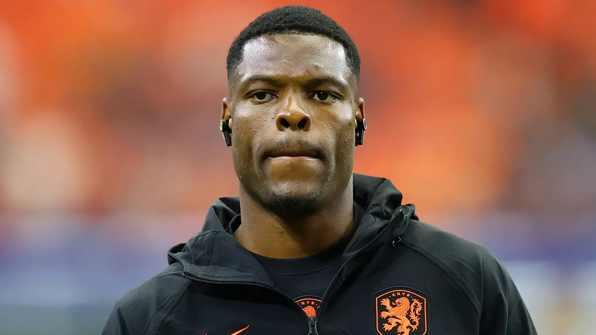 Real Madrid, Denzel Dumfries'i kadrosuna kattı
