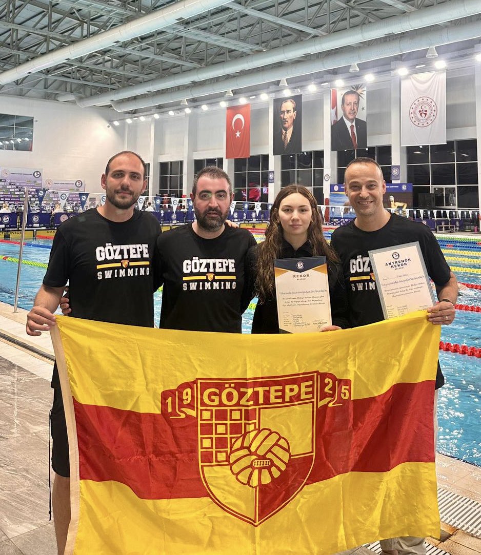 Milli yüzücü Derin Akar, 11 yıllık Türkiye rekorunu kırdı