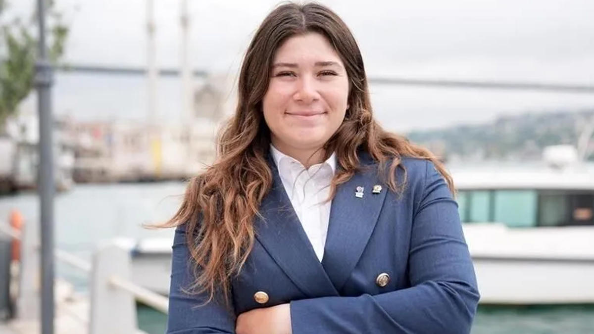 Derin Atakan'dan Dünya Şampiyonası'nda gümüş madalya