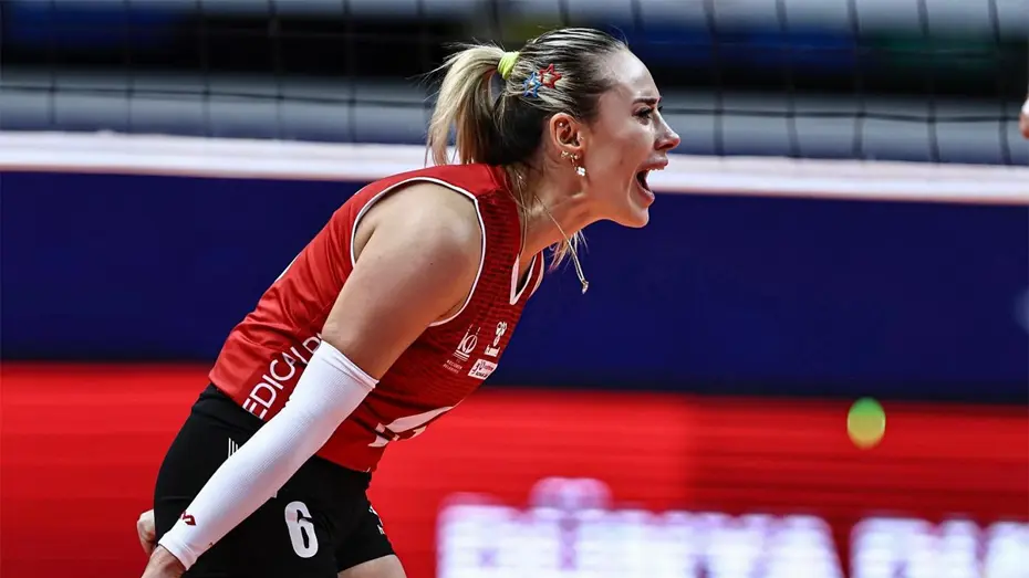 Eski voleybolcu Derya Çayırgan gözaltına alındı - 2