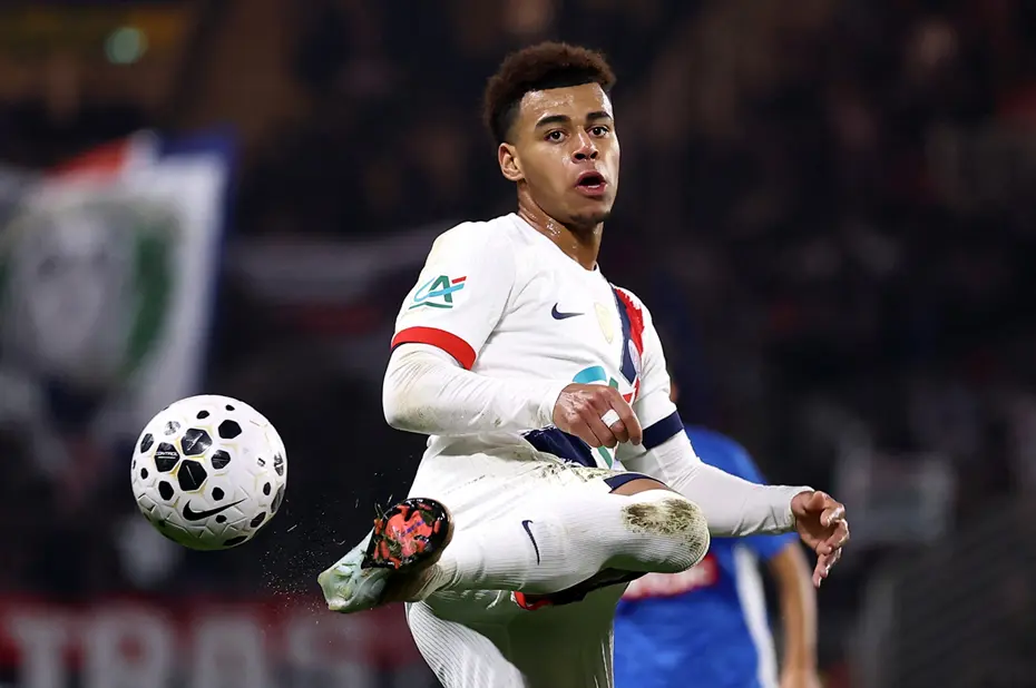 Dünyada 2025 yılının en iyi genç 11'i açıklandı: 2 Türk futbolcu da kadroda - 11