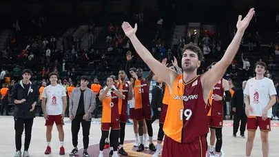 Galatasaray sahasında galibiyete uzandı