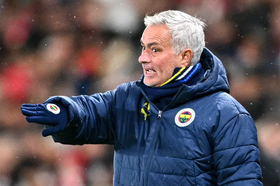 Jose Mourinho'dan Fenerbahçe kararı: İngilizlerin iddiası gündeme bomba gibi düşmüştü - 4 Jose Mourinho'dan Fenerbahçe kararı: İngilizlerin iddiası gündeme bomba gibi düşmüştü - 4