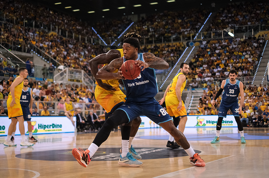 Türk Telekom, Eurocup'ta ikinci oldu