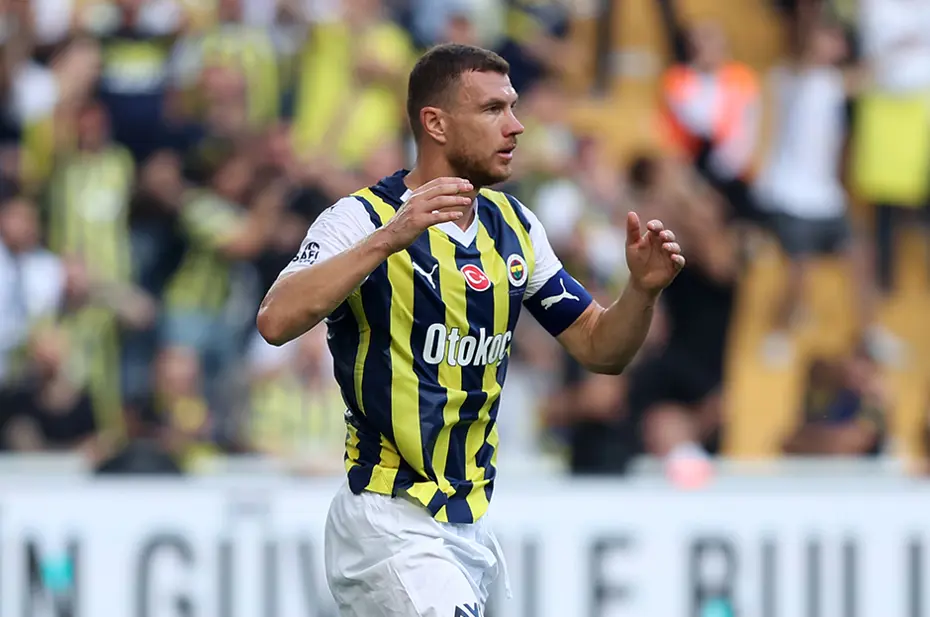 Milli maçlar öncesi Edin Dzeko kararı - 8 Milli maçlar öncesi Edin Dzeko kararı - 8
