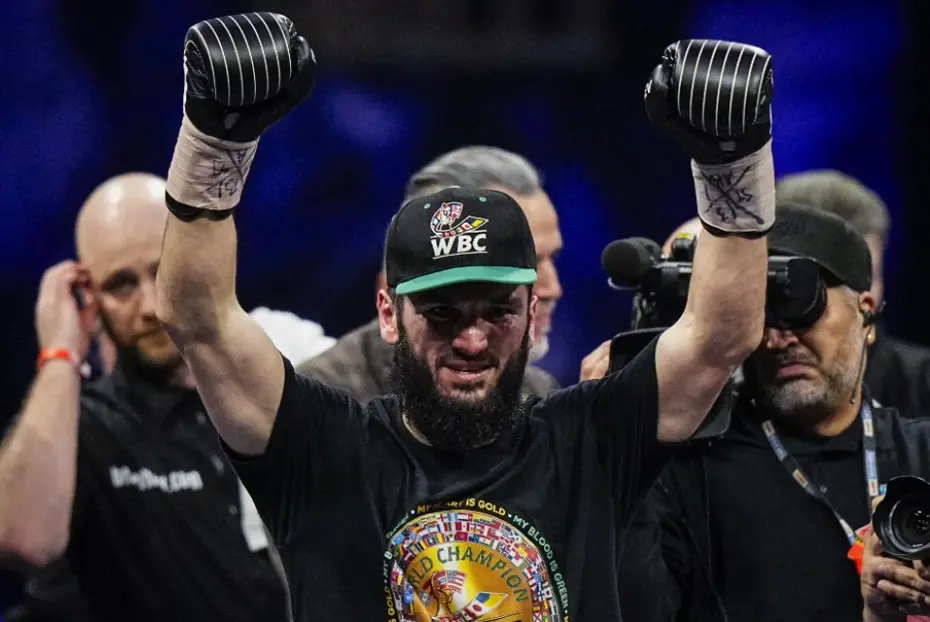 Günlerdir beklenen boks maçında tarihi final: 25 yıl sonra bir ilk - 3